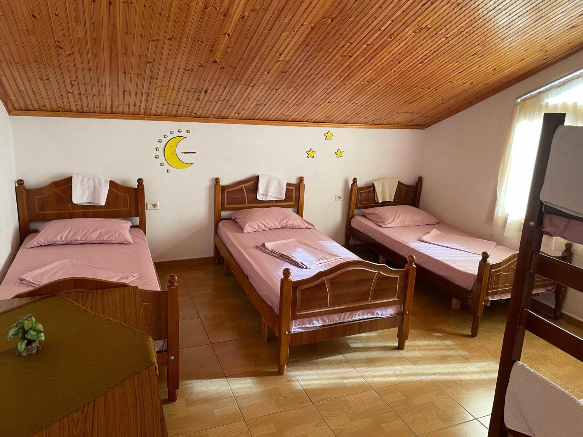 Happy Corner Guest House Shkoder Luaran gambar